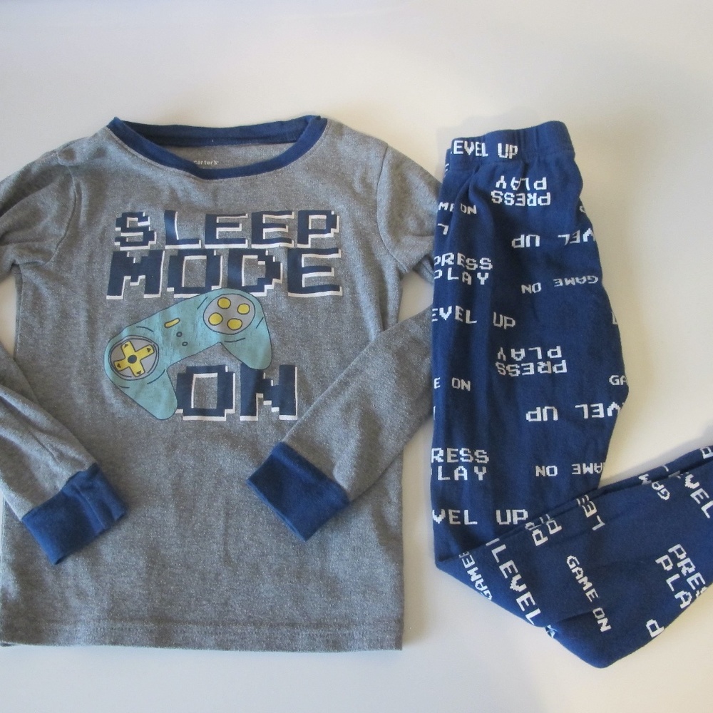 Carter's Boy's Gaming Video Game Pajama Set Size 6/6A GUC.